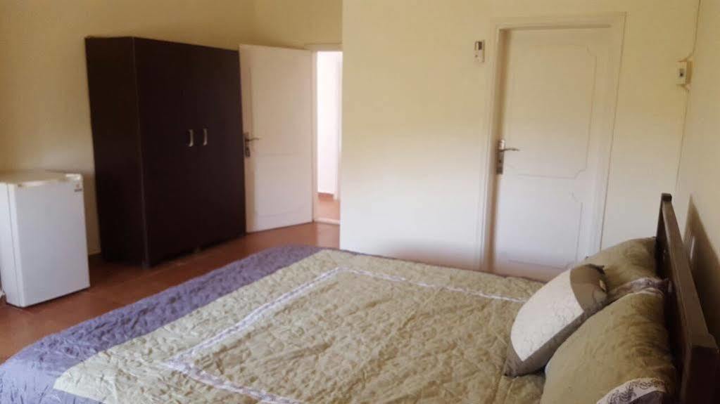 Luna Motel Ен-Накура Екстер'єр фото